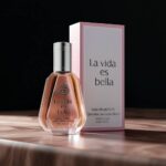 عطر ادکلن زنانه لانکوم لا ویه است بله فراگرنس ورد مدل لا ویدا اس بلا (Fragrance World La Vida Es Bella) حجم 50 میل